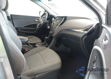 2016 Hyundai Santa Fe Sport 2.4L from USA, damaged, VIN 5XYZTDLB1GG342547